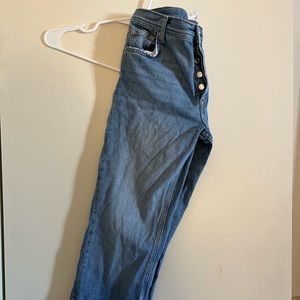 Free People Maggie Mid Rise Straight Leg Jeans in “Written in Stone.” Size 26.